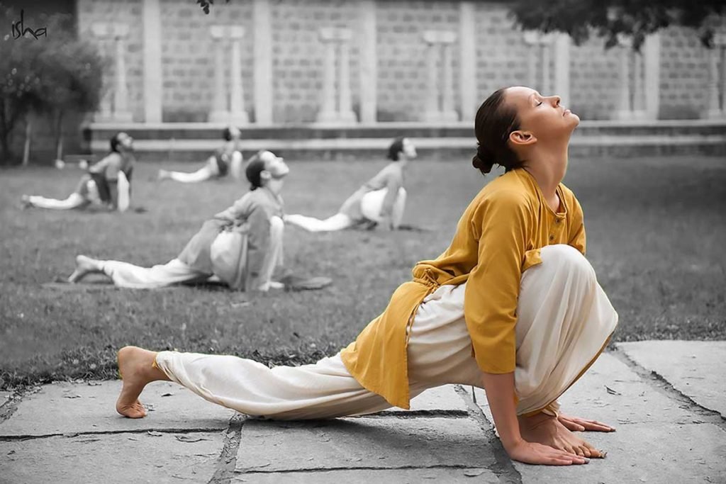 2,500+ Traditional Yoga Clothing Stock Photos, Pictures & Royalty-Free  Images - iStock