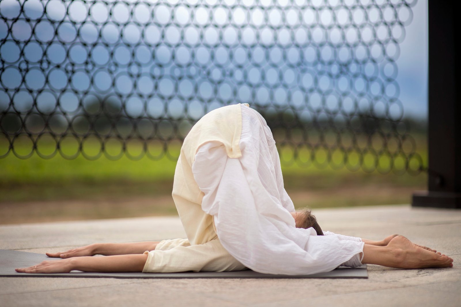 The 5 Best Yoga Poses For Tiredness At Work